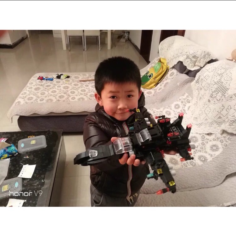 Bộ lego lắp ráp sáng tạo gần 1000 chi tiết