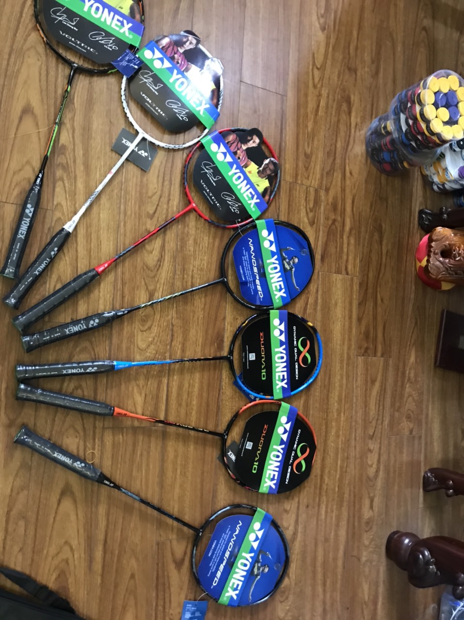 Vợt cầu lông yonex căng cước khung “ cacbon” cao cấp _ thethaopro sport