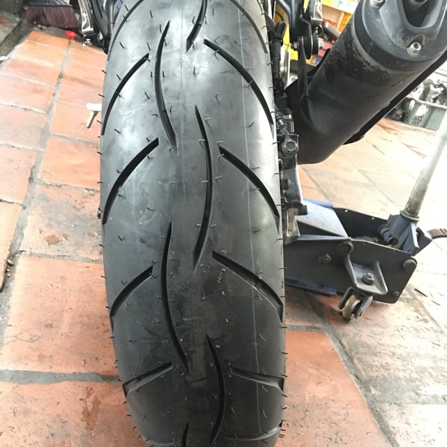 Lốp metzeler 150/60-17