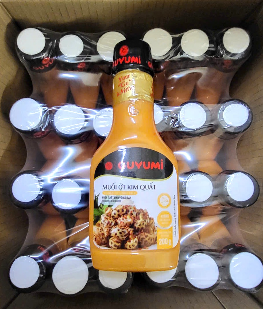 THÙNG 24 CHAI 200gr - MUỐI ỚT KIM QUẤT GUYUMI Kumquat Chili Salt