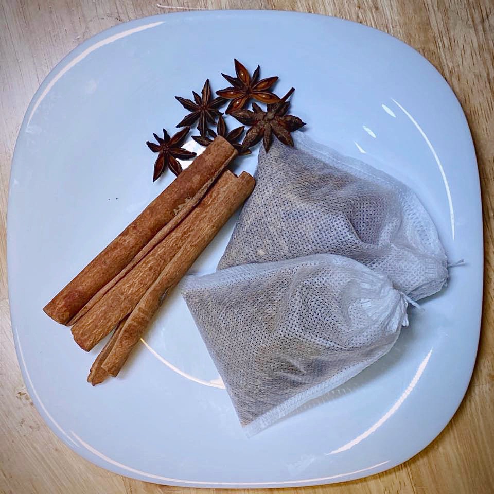 [HCM]Gia vị nấu Mì Vịt Tiềm túi lọc (1 set dùng cho 5 lít nước ) ( 1 set 2goi 85k )