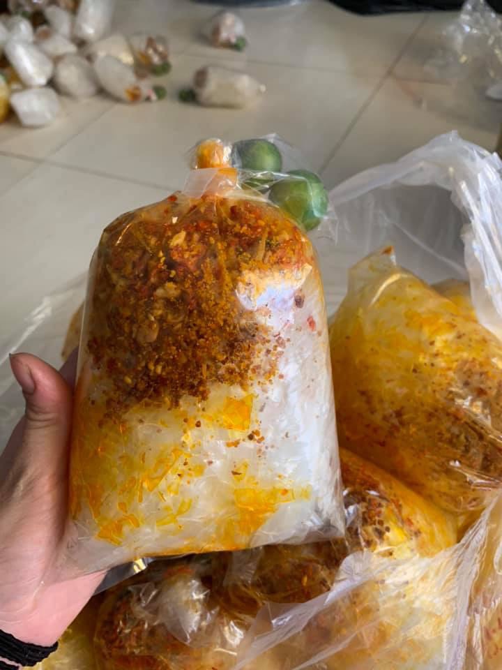 Combo 30 bịch bánh tráng trộn sa tế tắc Tây Ninh!