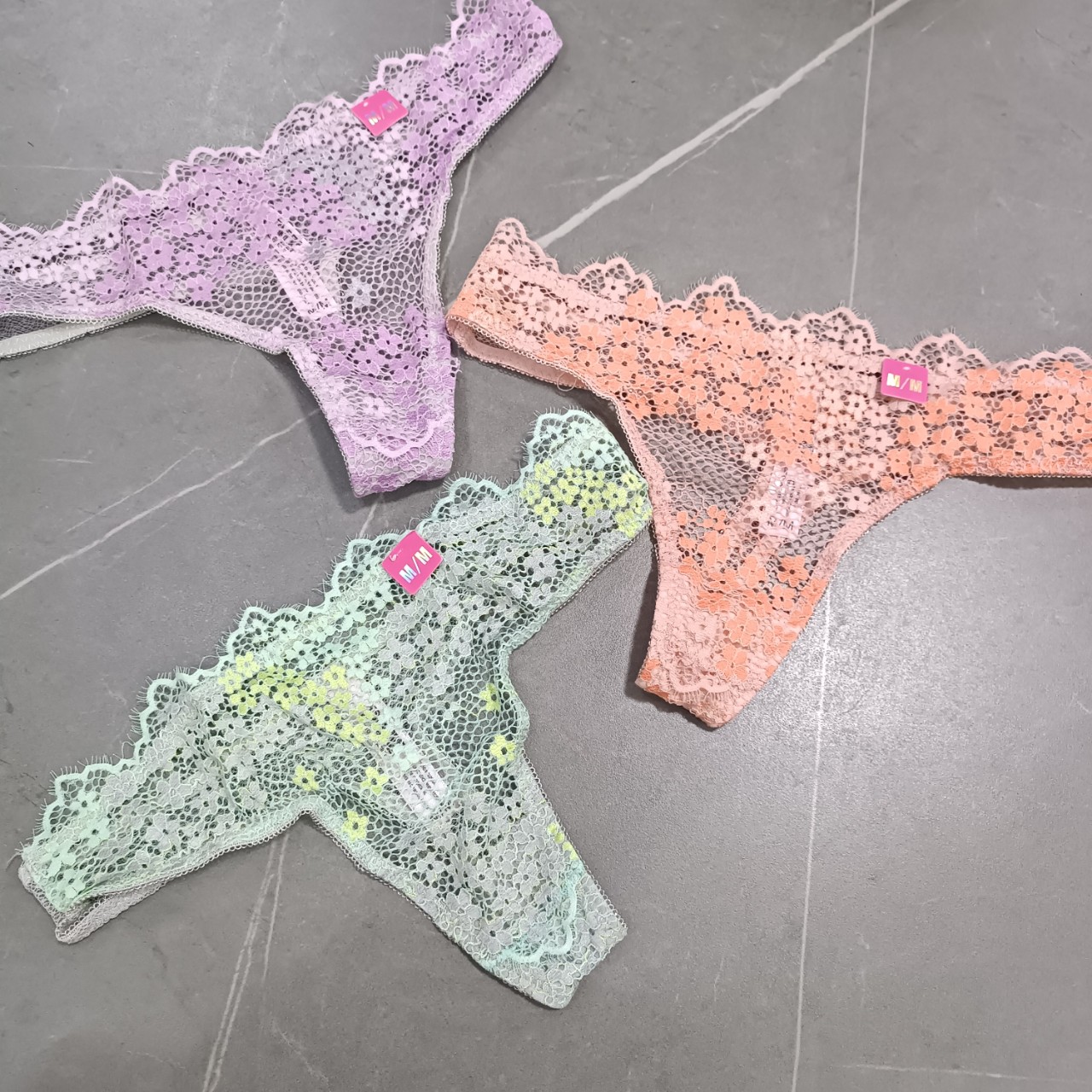 Quần lót nữ lọt khe Victoria Secret