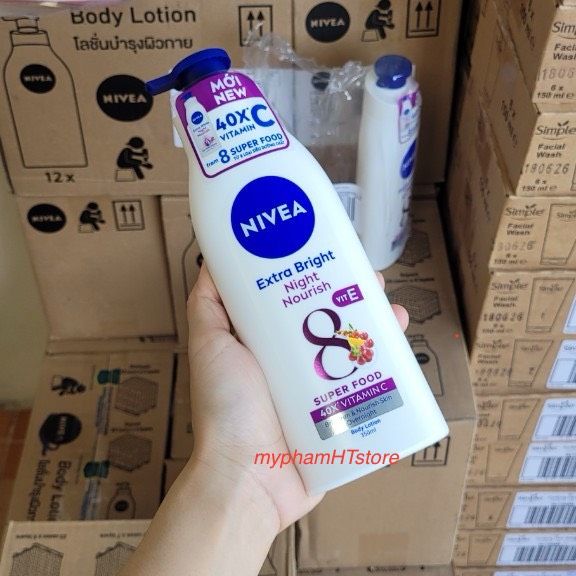 Sữa dưỡng thể Nivea dưỡng trắng ban đêm 350ml