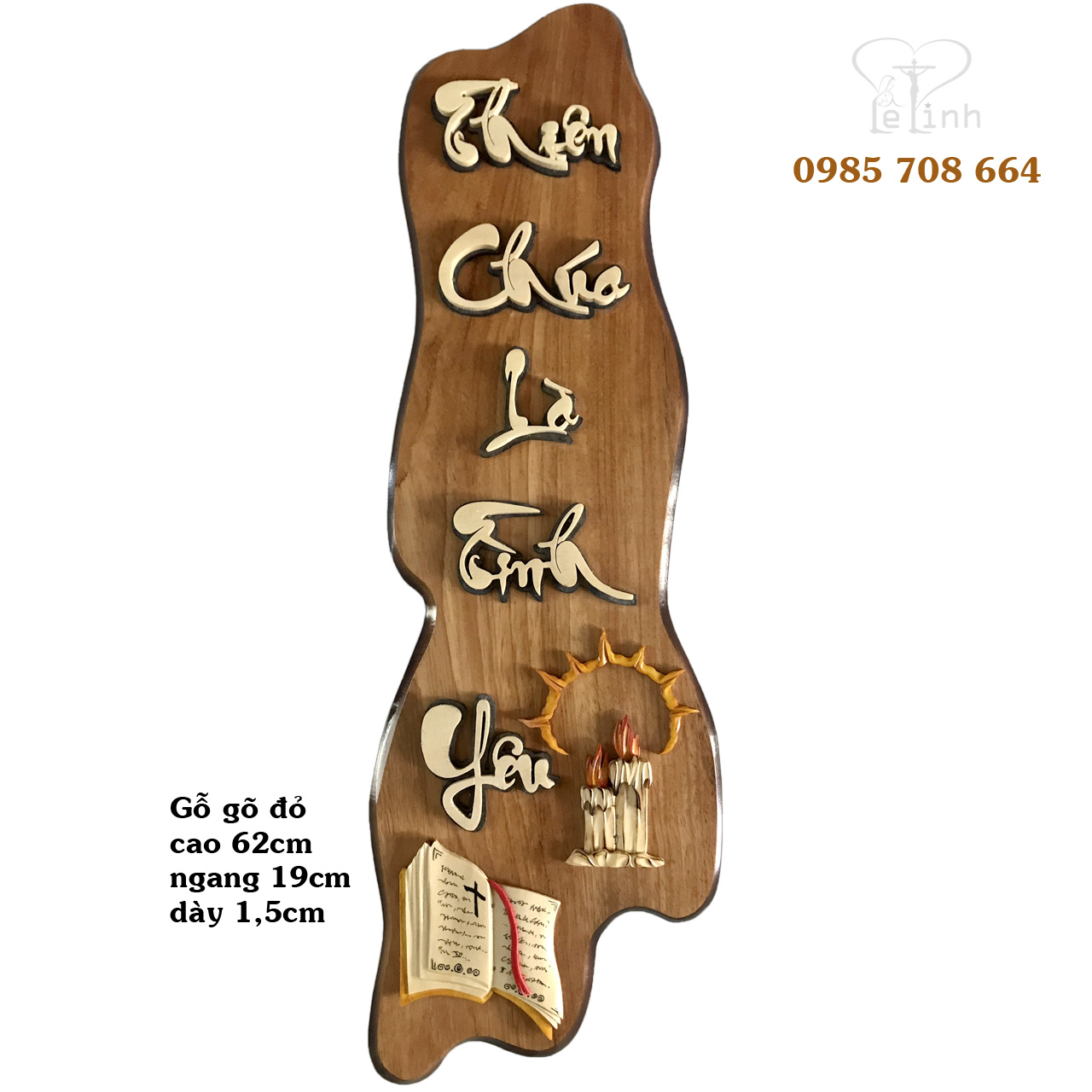 Tấm chữ treo tường Thiên Chúa là tình yêu