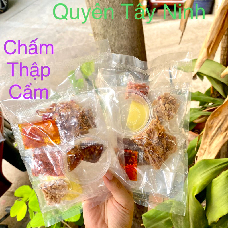Bánh tráng phơi sương chấm sốt thập cẩm bơ trứng,hành phi tép,sate,sốt me,đậu