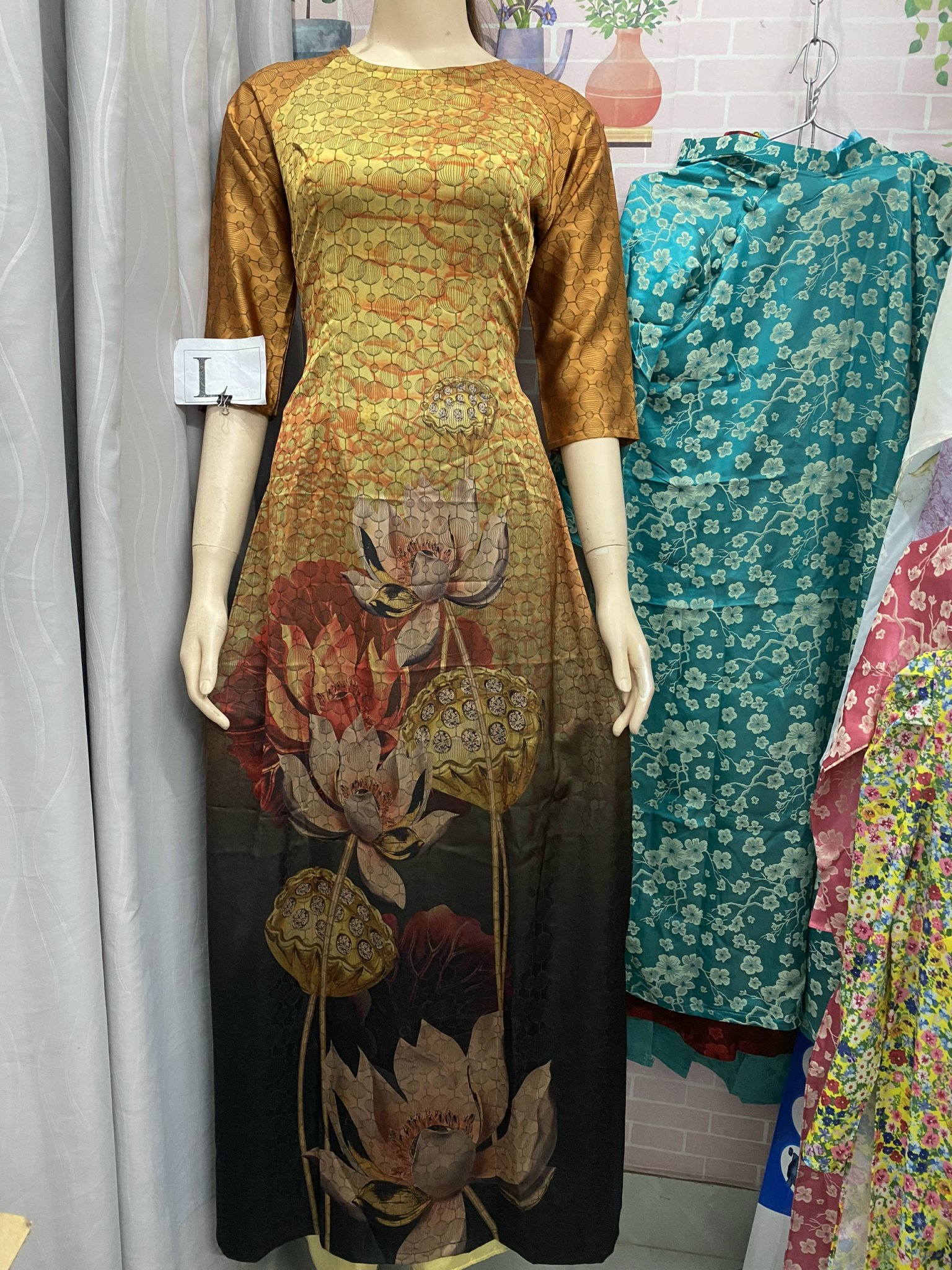 Áo dài siêu lụa Đông Hưng, lụa vân gỗ, ngọc trai in 3D cực đẹp, chất vải cực sang giá rẻ chưa từng có