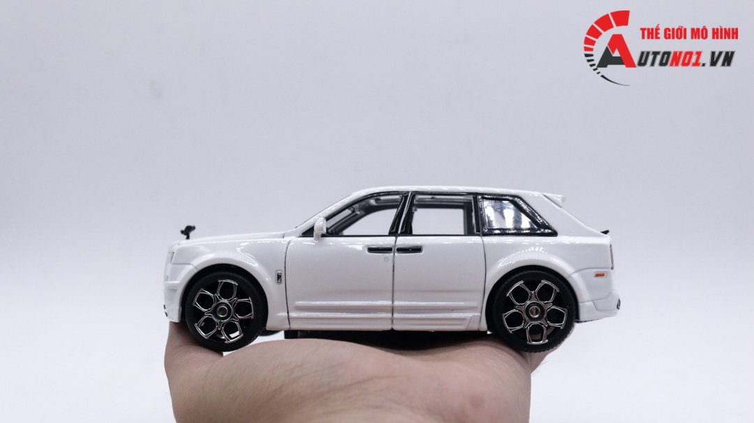Mô hình xe Rolls Royce Cullinan full open, có đèn và âm thanh tỉ lệ 1:32 Alloy Model OT097