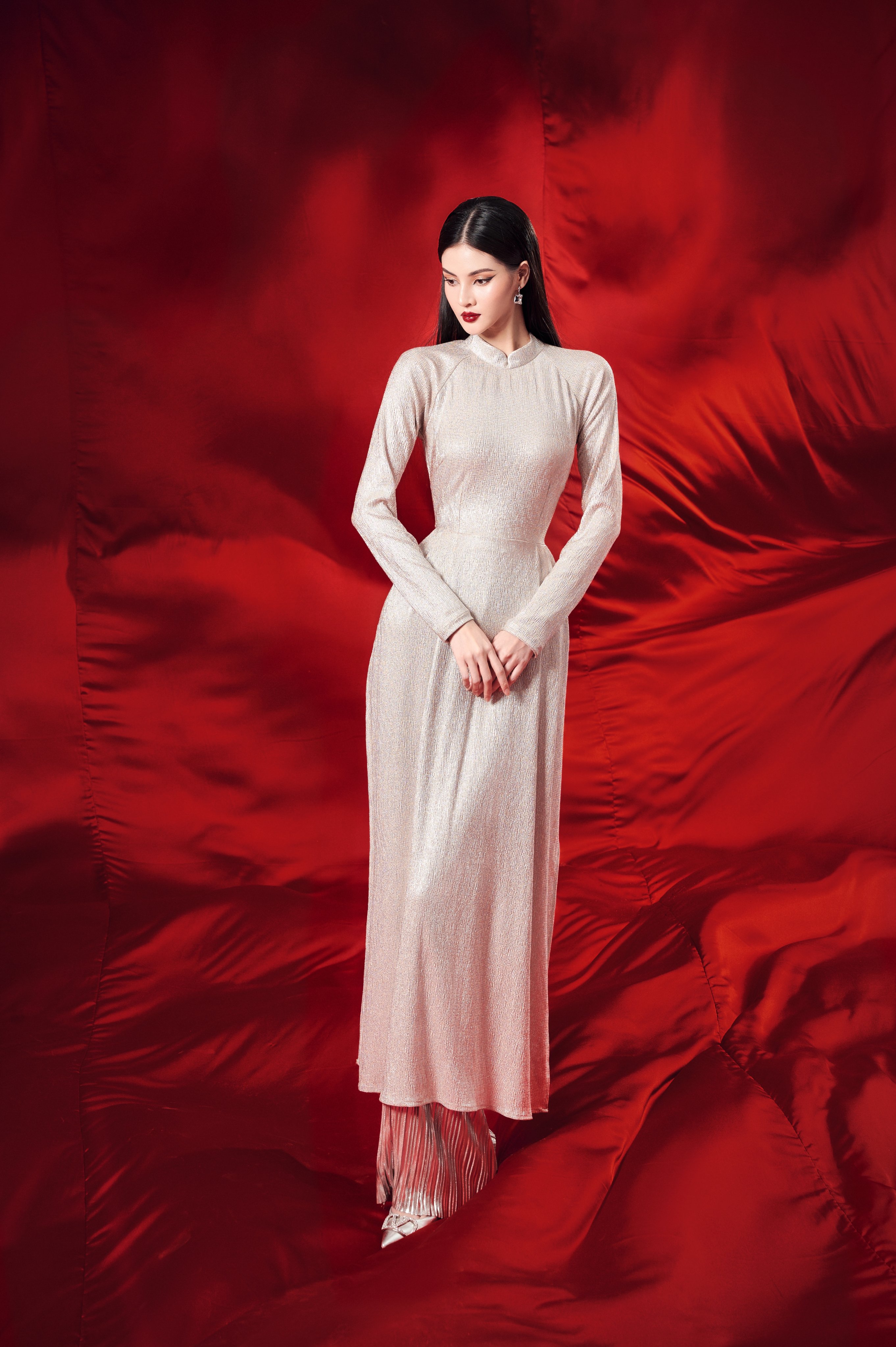 Áo dài bạc nhăn by Jadeite