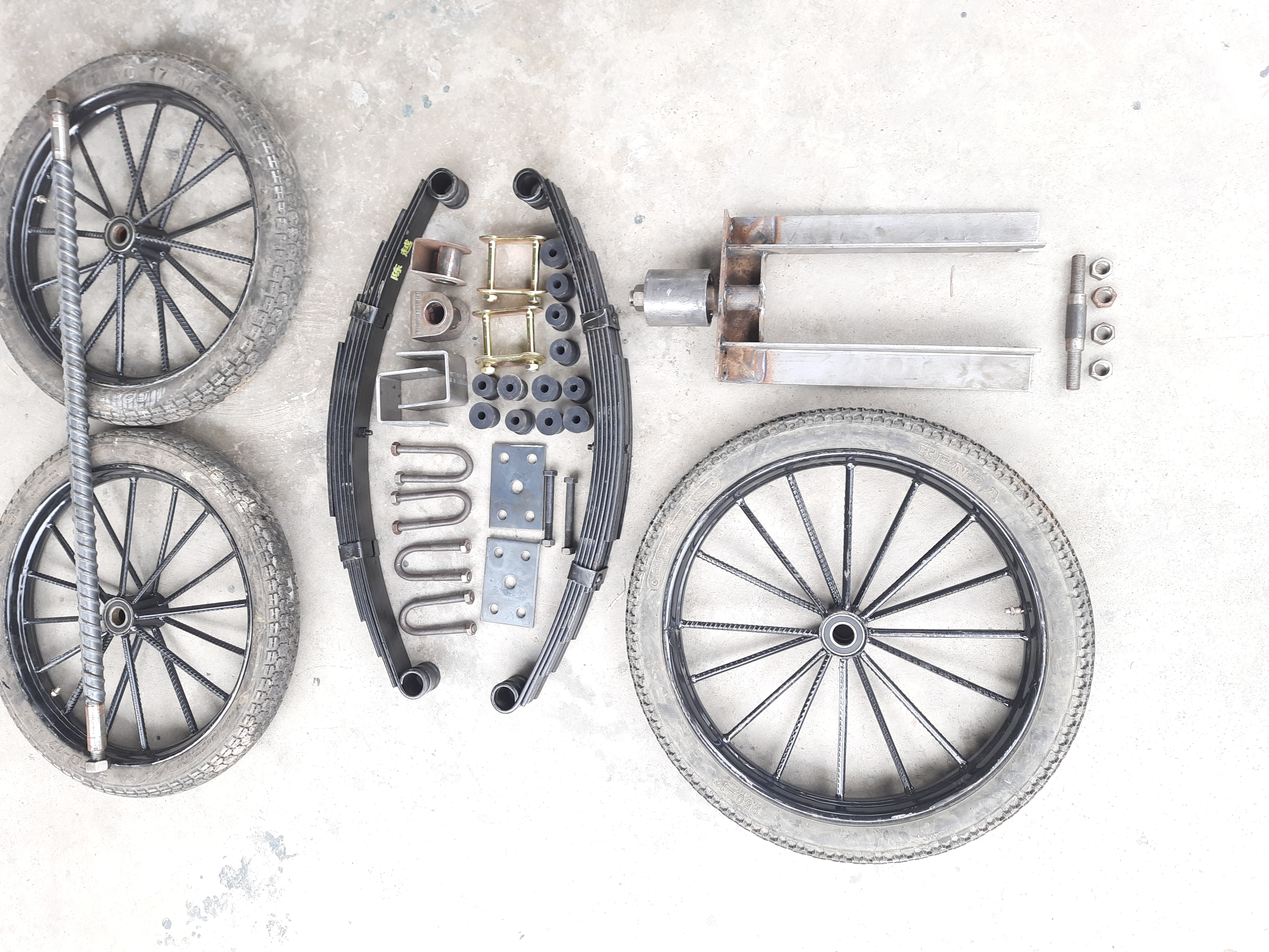 Wheel Axle Set, Fork and Axle for Installing Motorcycle Wheels