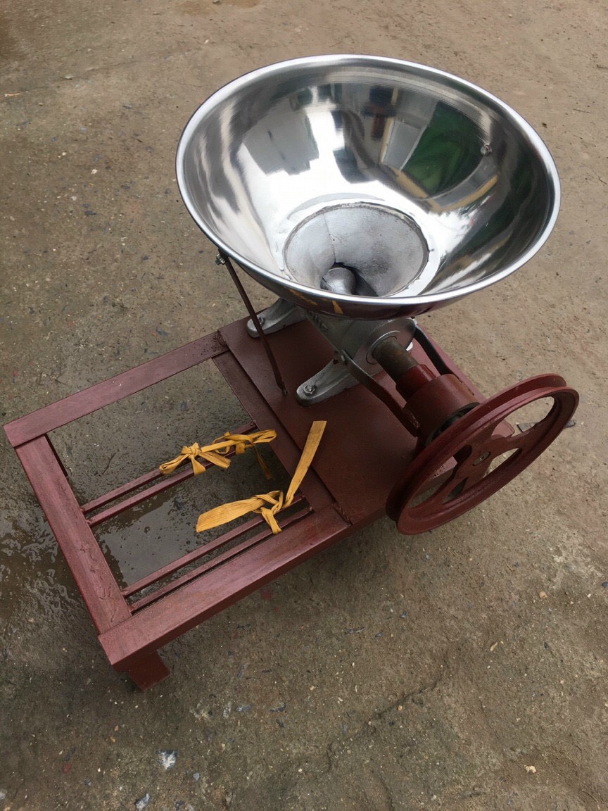 Máy đùn thịt cỡ lớn cối gang 32 chưa có động cơ 0969216537