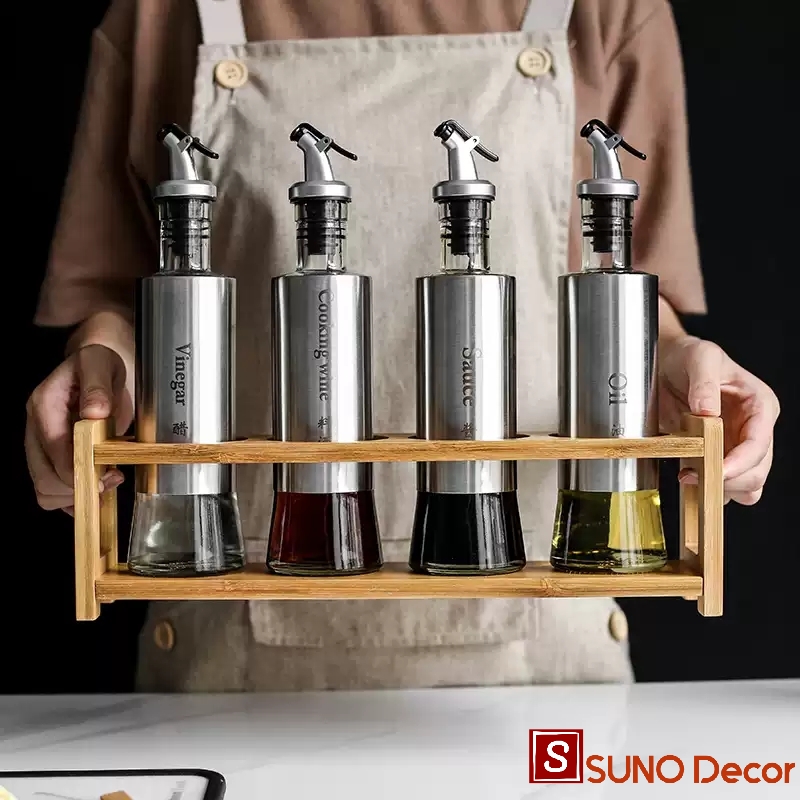 Set 4 chai chiết nguyên liệu nấu ăn đủ loại bọc inox cao cấp