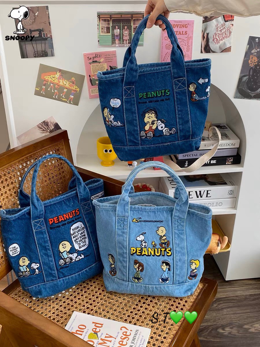 Túi Xách Vải Denim in Hoạt Hình Snoopy Cỡ Nhỏ Đáng Yêu