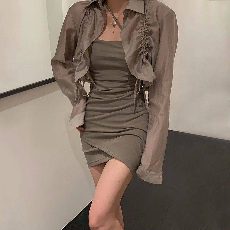 ㊖ Váy Liền Nữ Hot Girl 2023 Váy Hai Dây Kiểu Pháp Sang Trọng Nhẹ Mới, Bộ Hai Chiếc Cardigan Chống Nắng Kiểu Mỏng