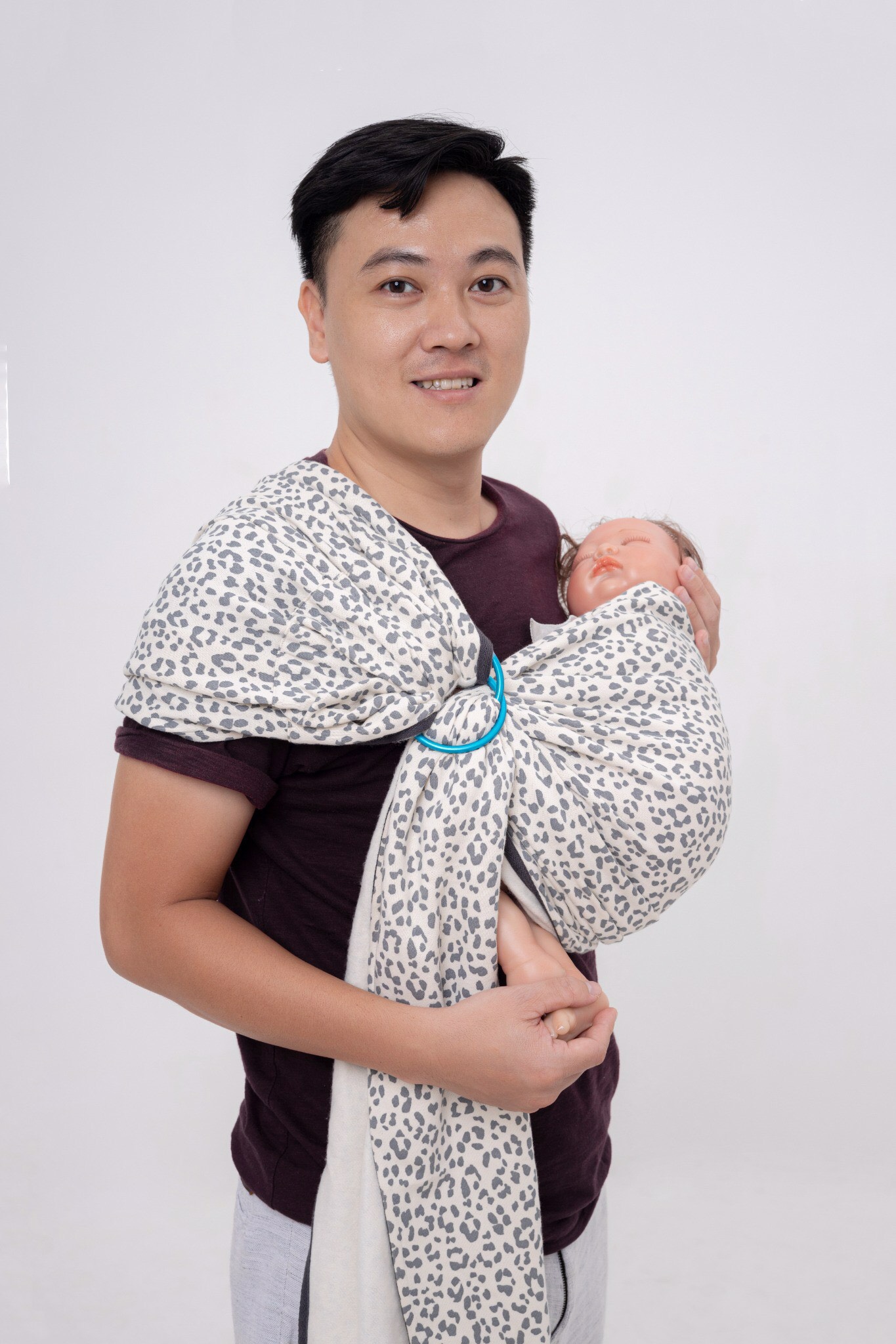 Địu vải BUBI Ring Sling Gen 1 - Da beo - Nỉ cotton