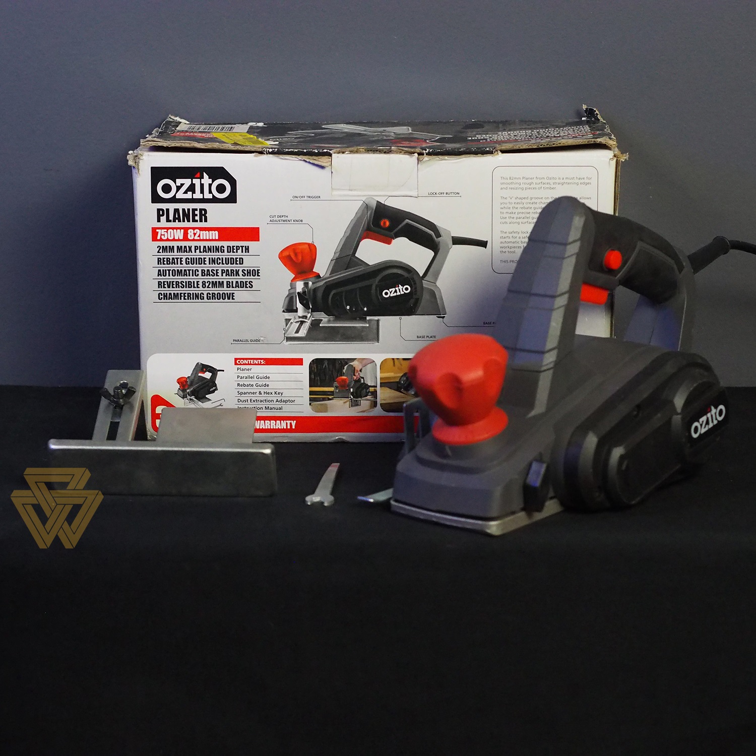 Máy bào cầm tay 750w ozito plr-750