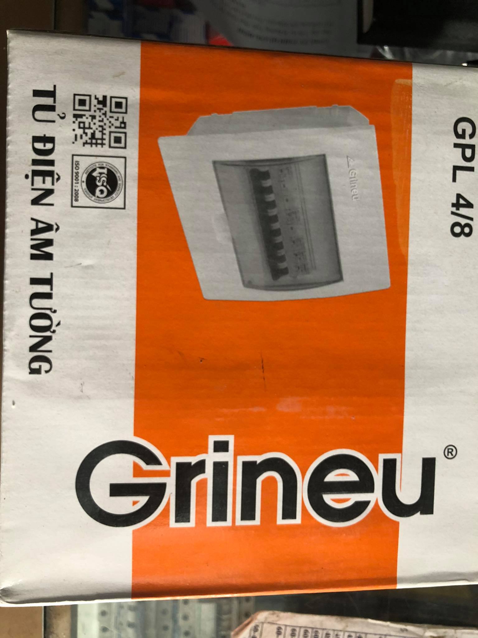 Tủ điện âm tường Grineu 4/8
