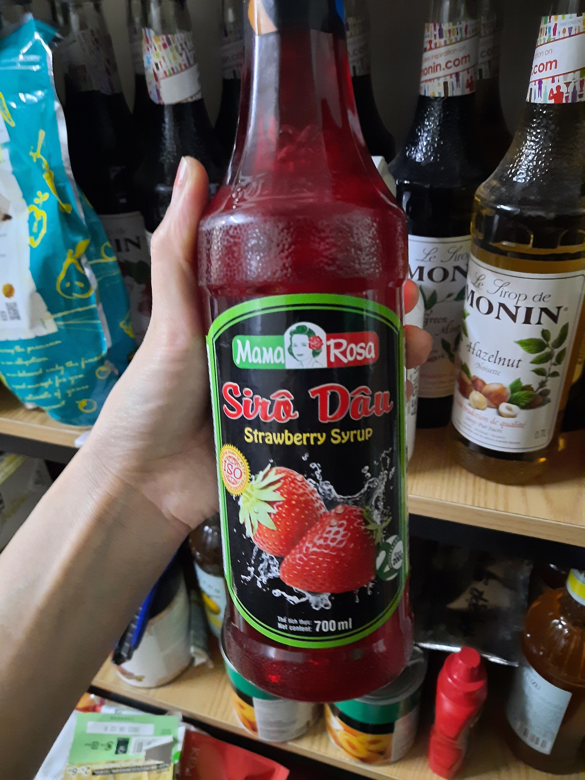 Siro Dâu Golden Farm chai 700ml