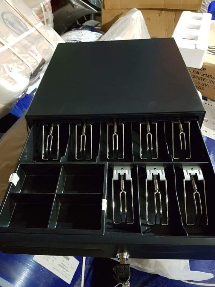 Két đựng tiền thu ngân  8 ngăn kẹp