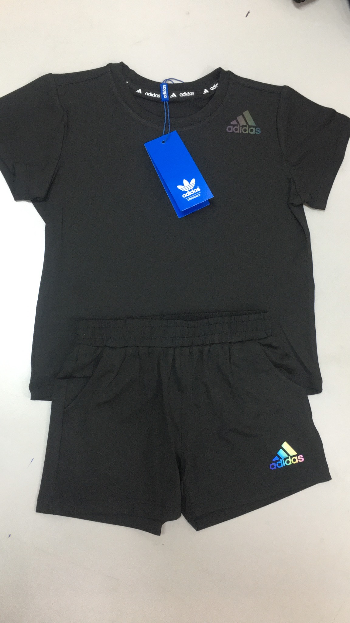Bộ quần áo adidas cho bé hàng xuất dư