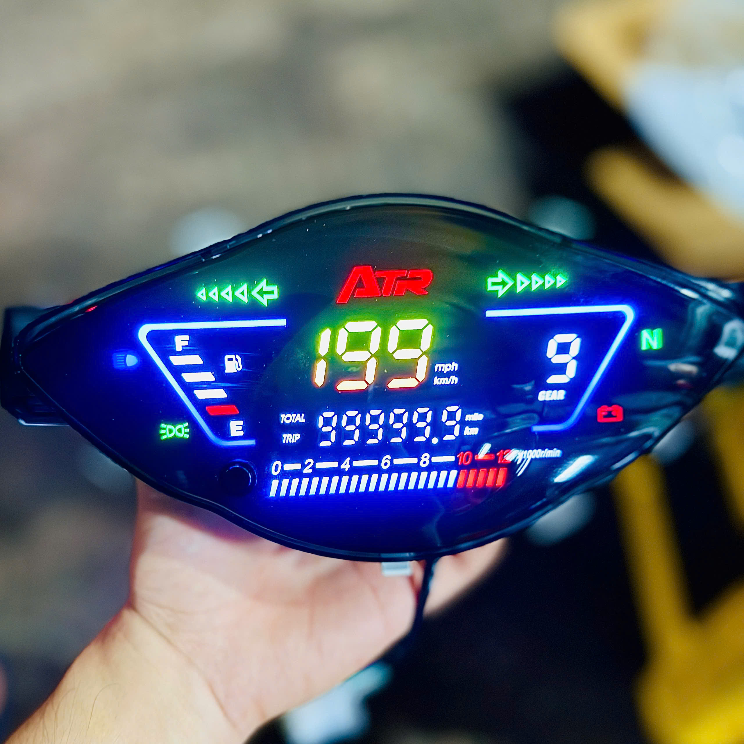  Đồng hồ điện tử ATR Wave RS @ 2010-2024 nền LCD chính hãng 