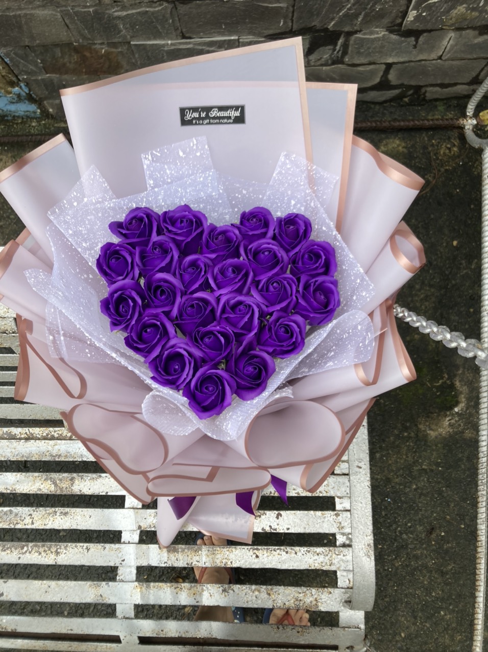 Bó hoa hồng, bouquet of flowers, bó hoa hướng dương, bó hoa hình trái tim, bó hoa tặng tốt nghiệp