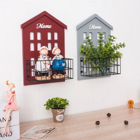 Giá gỗ treo tường hình ngôi nhà kèm kệ sắt
