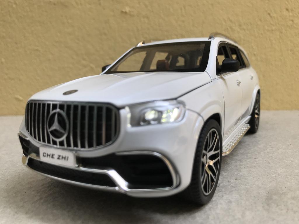 Mô hình xe ô tô mercedes gls 63 1:24