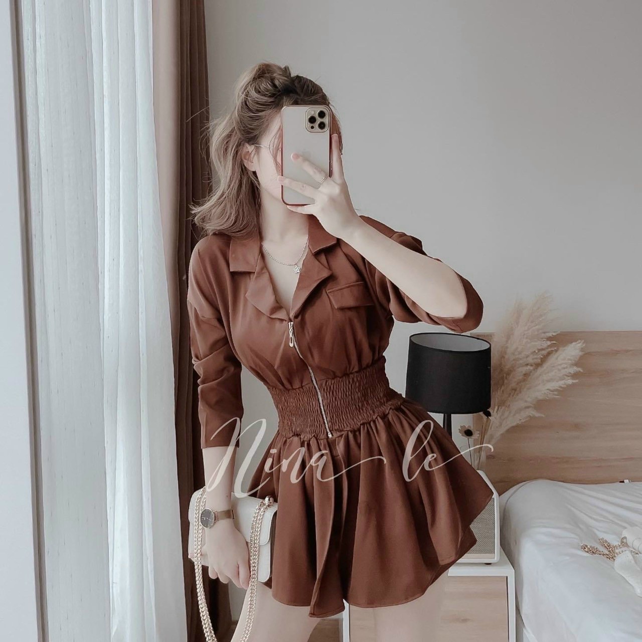 Sét bộ nữ áo kiểu cổ sơ mi tay dài phối dây kéo eo nhún thun kèm quần đùi cá tính, sang chảnh thời trang nữ cho các nàng đi làm, đi chơi, hoặc dạo phố siêu xinh