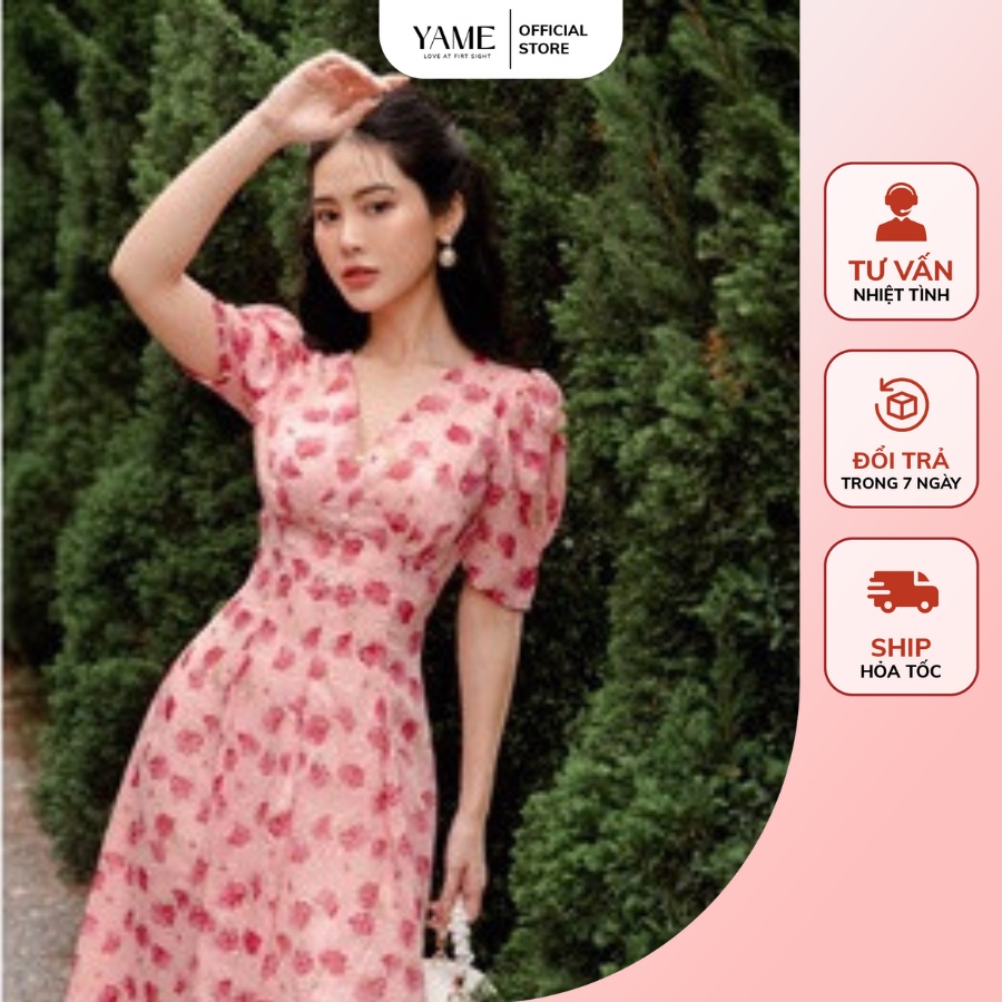 Váy hoa nữ ngắn tay dáng dài cổ tim đính cúc Lamia hồng YAME