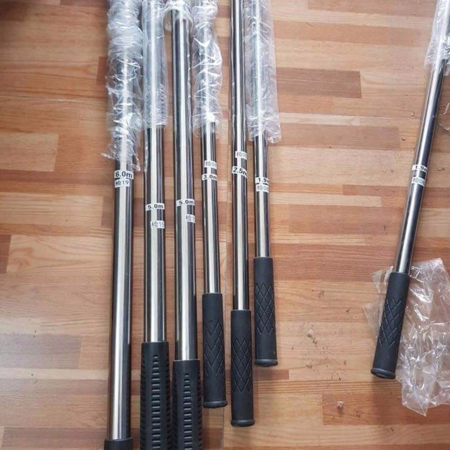 Sào rút dài 6m sào inox đa năng dùng để phơi quần áo, treo chậu cây cảnh, treo lồng chim thu gọn 1m4 tặng kèm móc