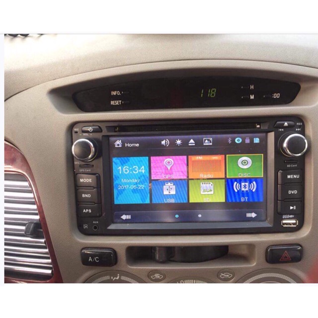 Đầu dvd theo xe toyota . innova fotuno ...