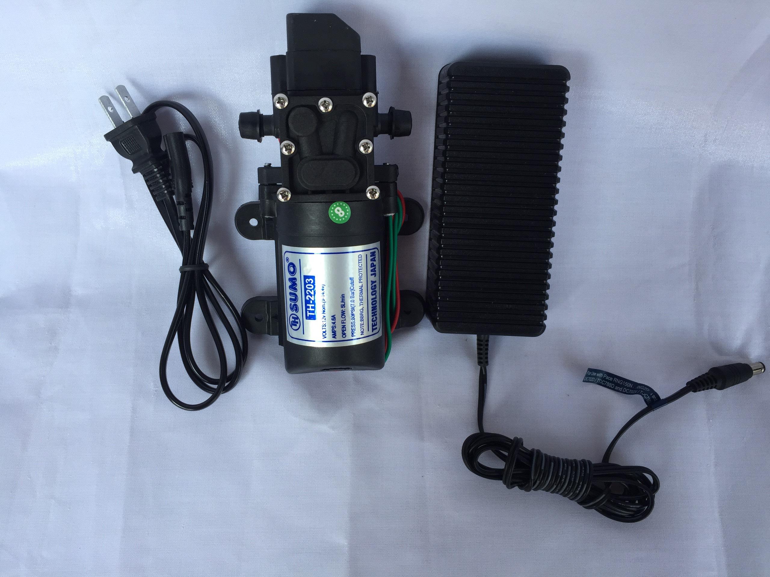 Máy bơm mini tăng áp lực nước loại 12V 4,6A - 60W lưu lượng 5L/phút. bơm sumo đen kèm nguồn adapter 12v-5a