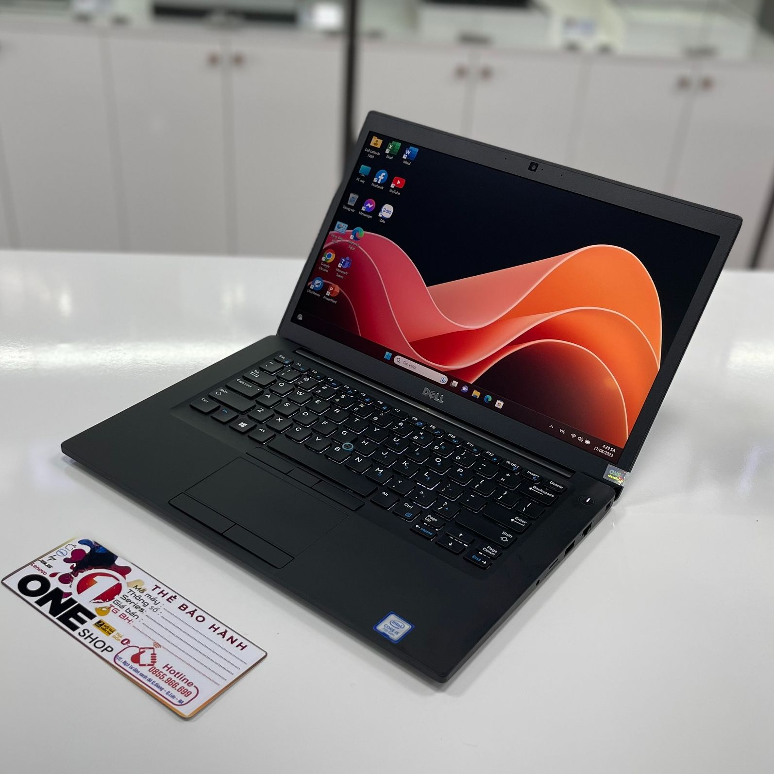 Likenew select laptop-1 year warranty Dell Latitude 7480 Core i5 7300 16GB