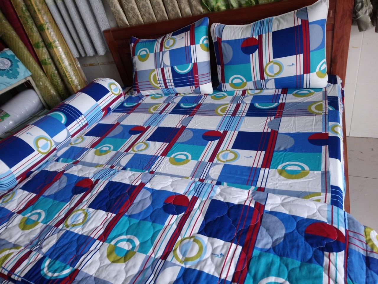 Bộ chăn dra áo gối cao cấp Thắng Lợi (1m8 x 2m) gồm 1 dra + 1 chăn chần bông + 3 áo gối