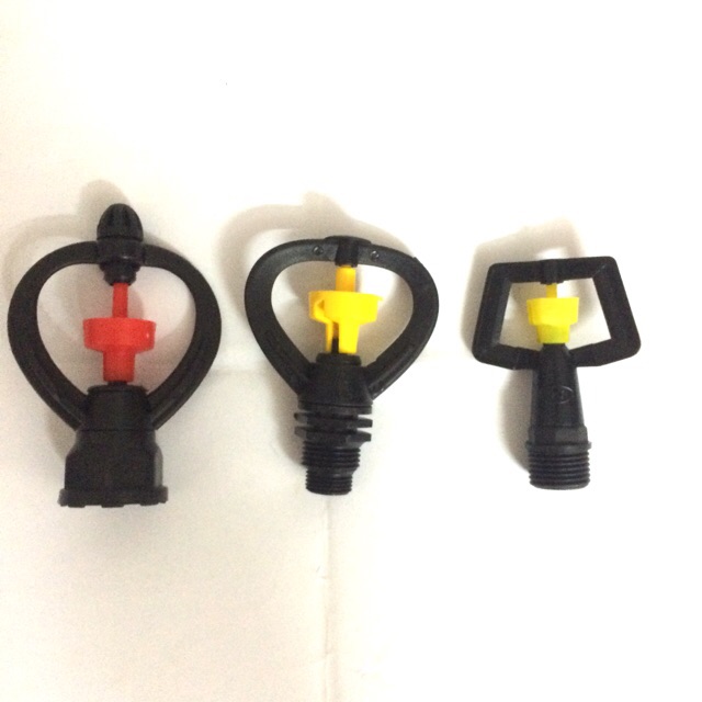 Vòi xoay phun nước 360 độ dùng để tưới rau và tưới cây (béc phun mưa - giao mẫu ngẫu nhiên)