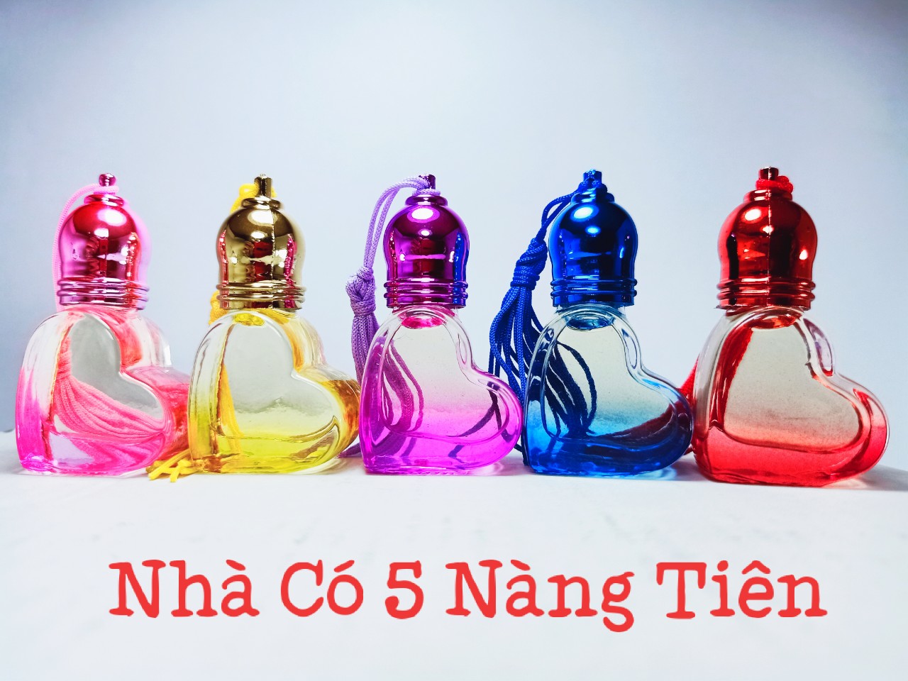 NƯỚC HOA TINH DẦU MẤU LĂN TRÁI TIM  MỚI XUẤT HIỆN  CÓ THỂ XÔNG THƠM PHÒNG HOẶC LĂN DÙNG NHƯ NƯỚC HOA