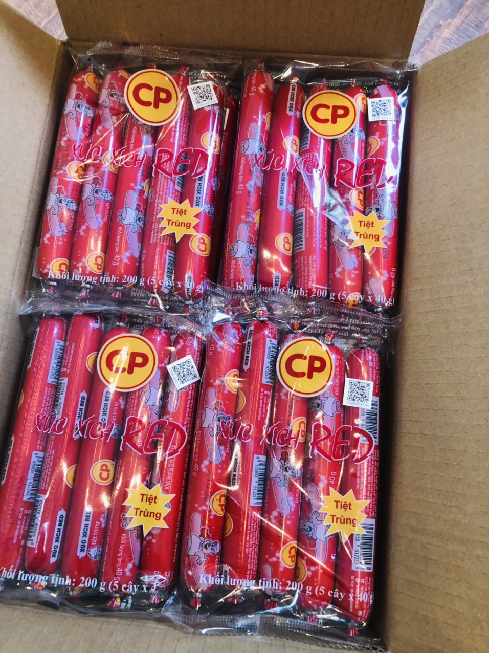 Xúc xích tiệt trùng CP gói 200g
