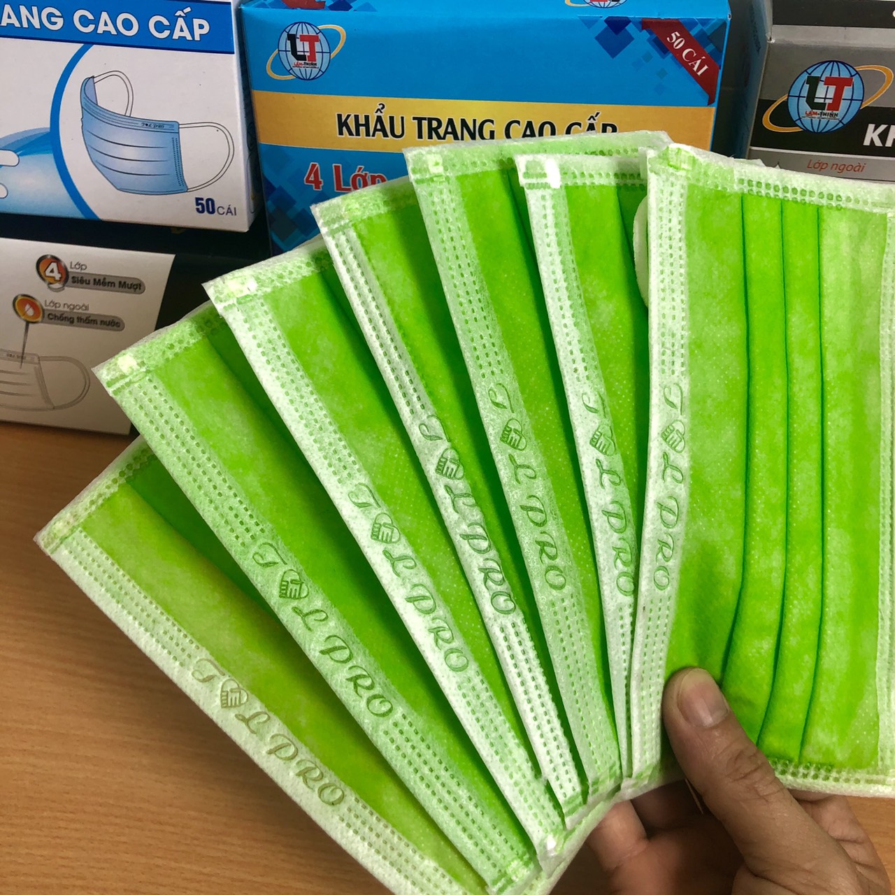 Khẩu trang y tế, hộp 50 cái, hạn sử dụng lâu, loại 4 lớp kháng khuẩn - hàng Lâm Thịnh