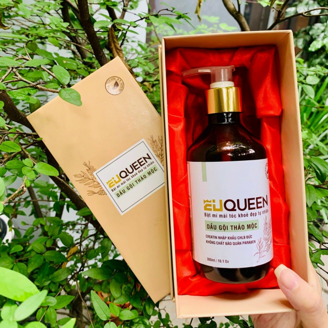 Dầu Gội Thảo Mộc EUQUEEN kích thích mọc tóc, làm sạch da đầu,giúp tóc chắc khỏe,giảm rụng,hết ngứa