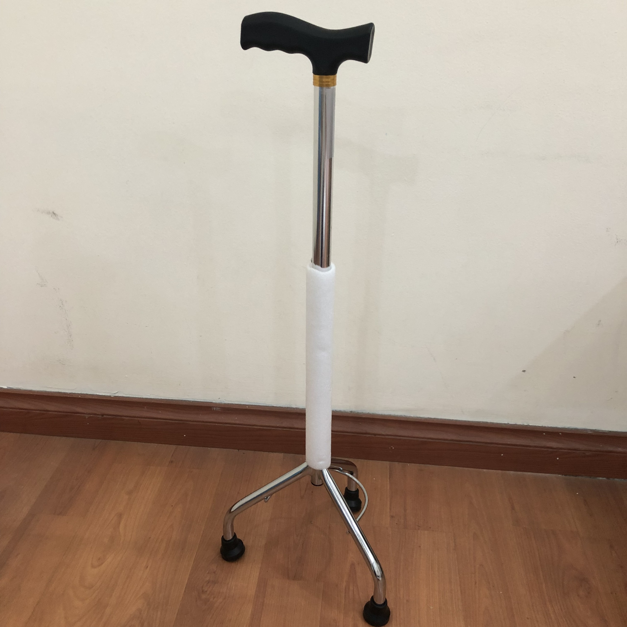 Gậy 3 chân Lucass/Gậy hỗ trợ người già/Gậy y tế