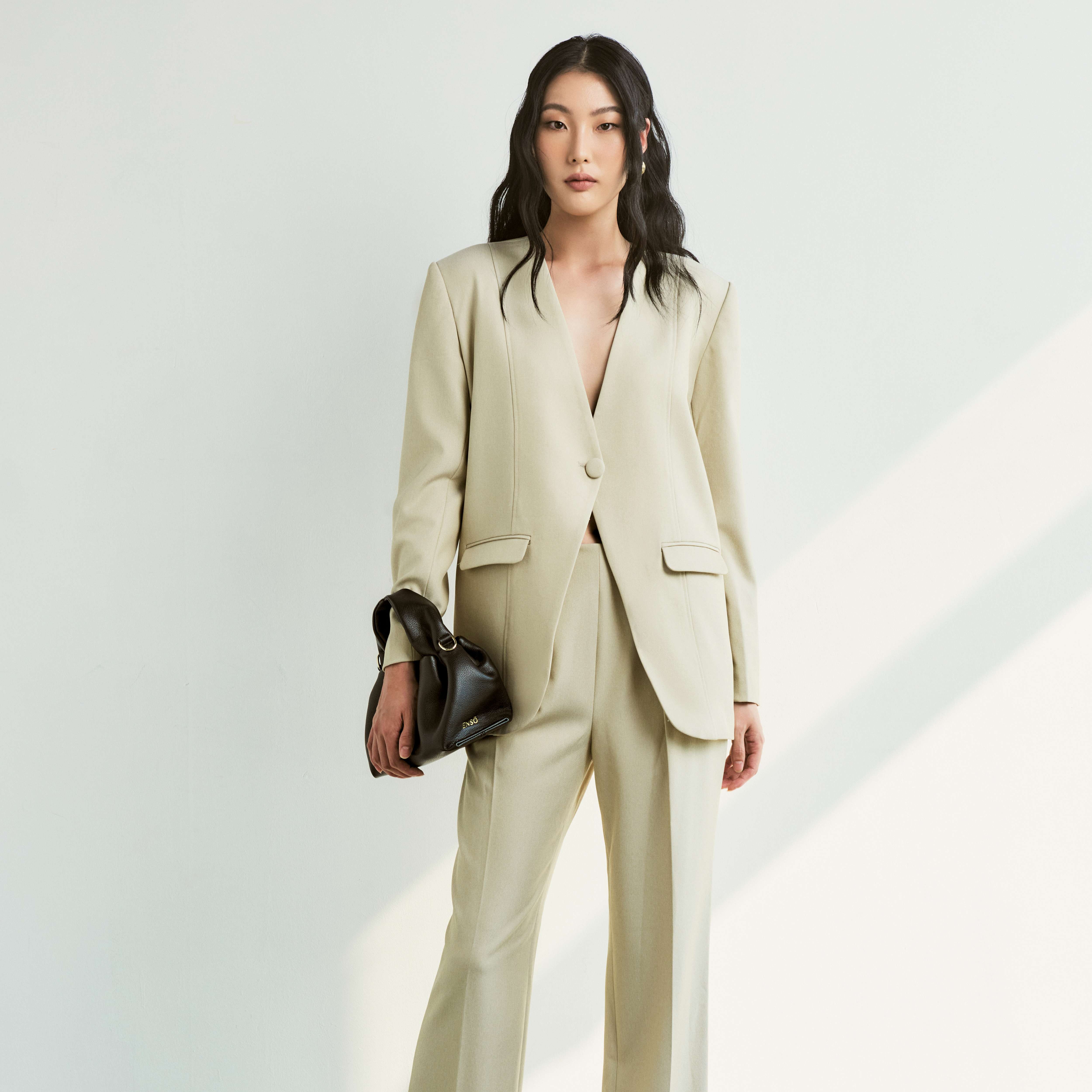 Ướm set blazer bờ lây giơ hai màu be
