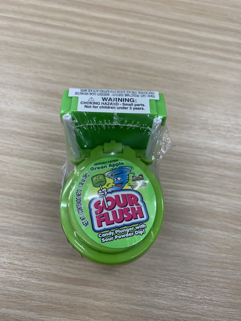 Kẹo đồ chơi Kidsmania Sour Flush  Kẹo hình bồn cầu 39gr - Bách Hóa Chú Hoài