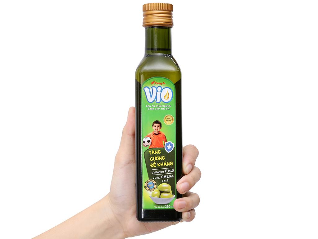 Dầu olive cho bé Tường An Vio Extra chai 250ml
