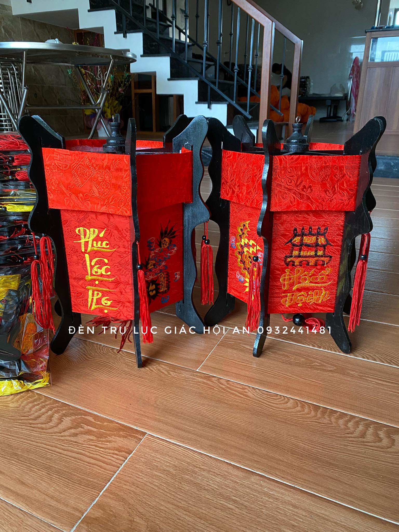 Cặp Đèn lồng lục giác Hội An thêu theo yêu cầu 50cm