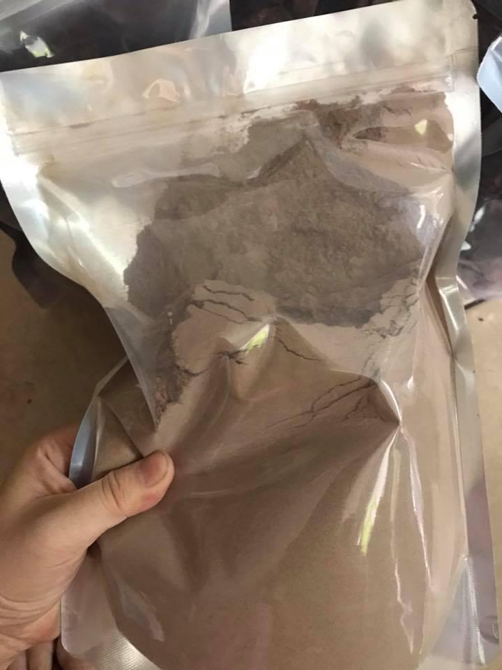 HÀ THỦ Ô ĐỎ - DẠNG BỘT-1kg(Hàng Thủ Công- Nguyên chất)