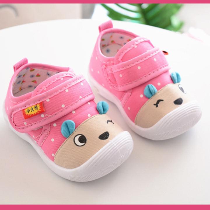 GIÀY TẬP ĐI CHO BÉ TRAI, BÉ GÁI CHUỘT KITTY