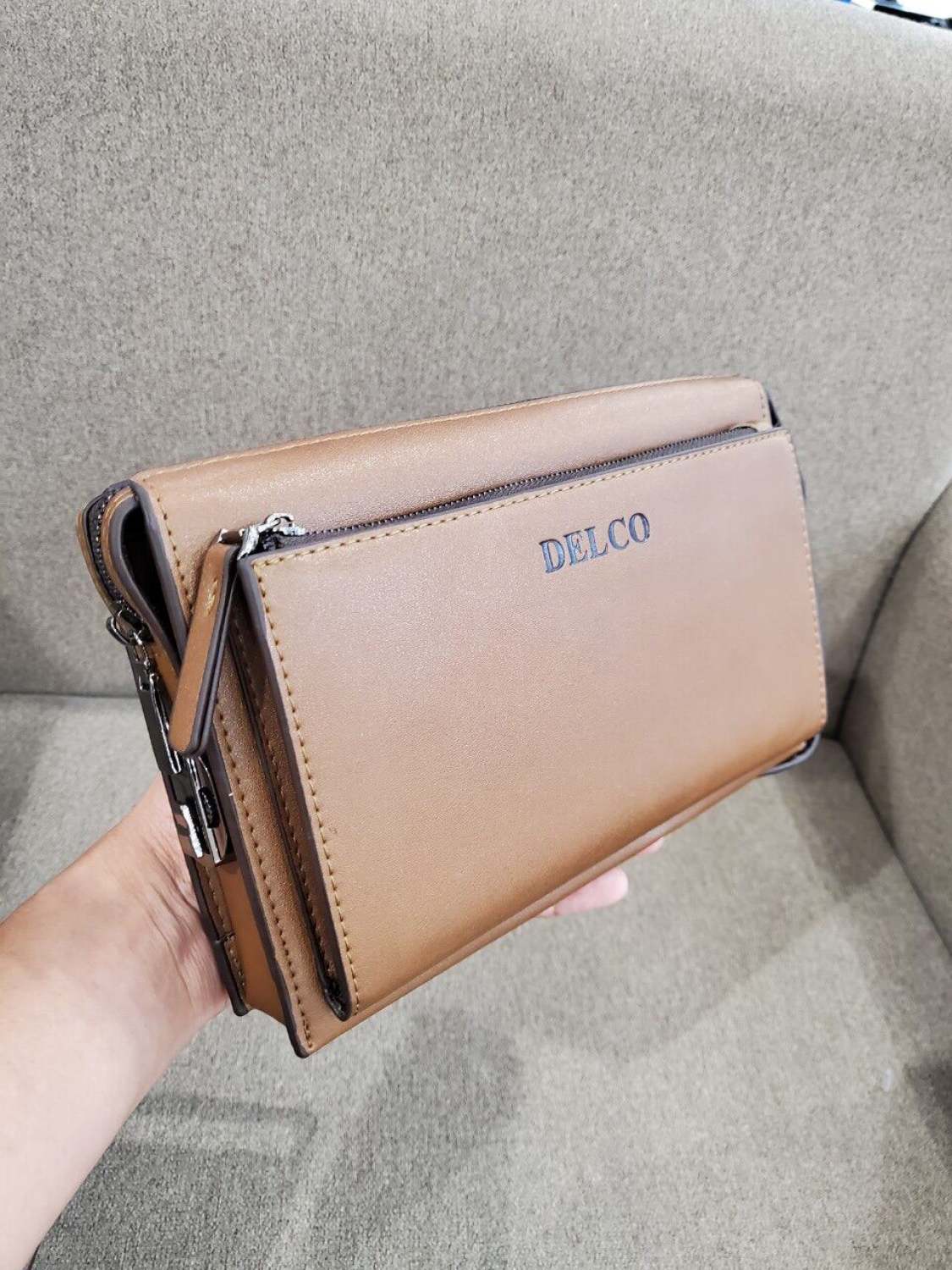 Ví cầm tay delco 542. ví bóp da cầm tay khoá số cao cấp.