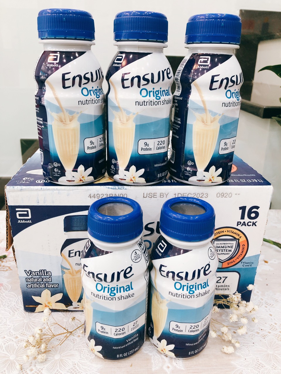 Chai sữa dinh dưỡng Ensure Original hương vị Vanilla 237ml - Mỹ