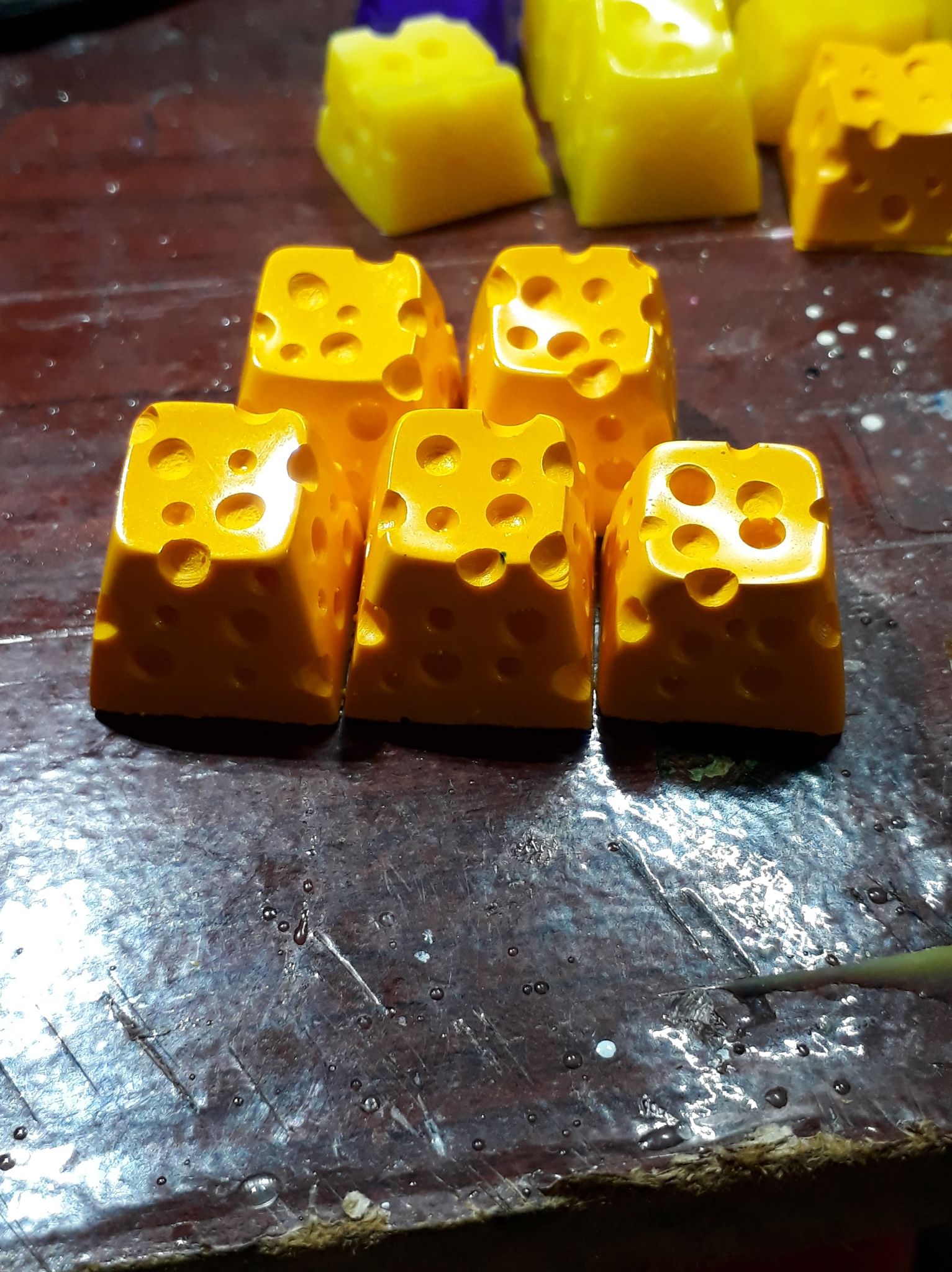 Keycap Cheese clone trang trí bàn phím cơ gaming